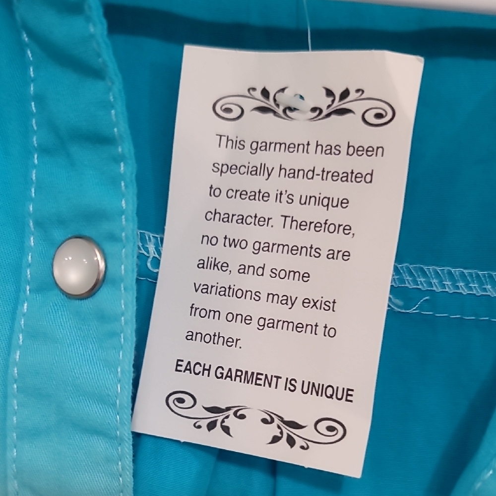 NWT Signature Studio Teal Button-Up Shirt - Picture 3 of 4
